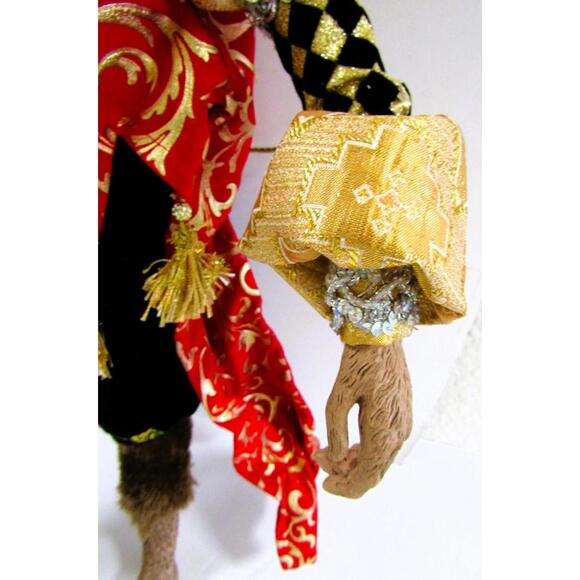 Mark Roberts Production Monkey Papal Pope Doll Shelf Sitter - Picture 5 of 15